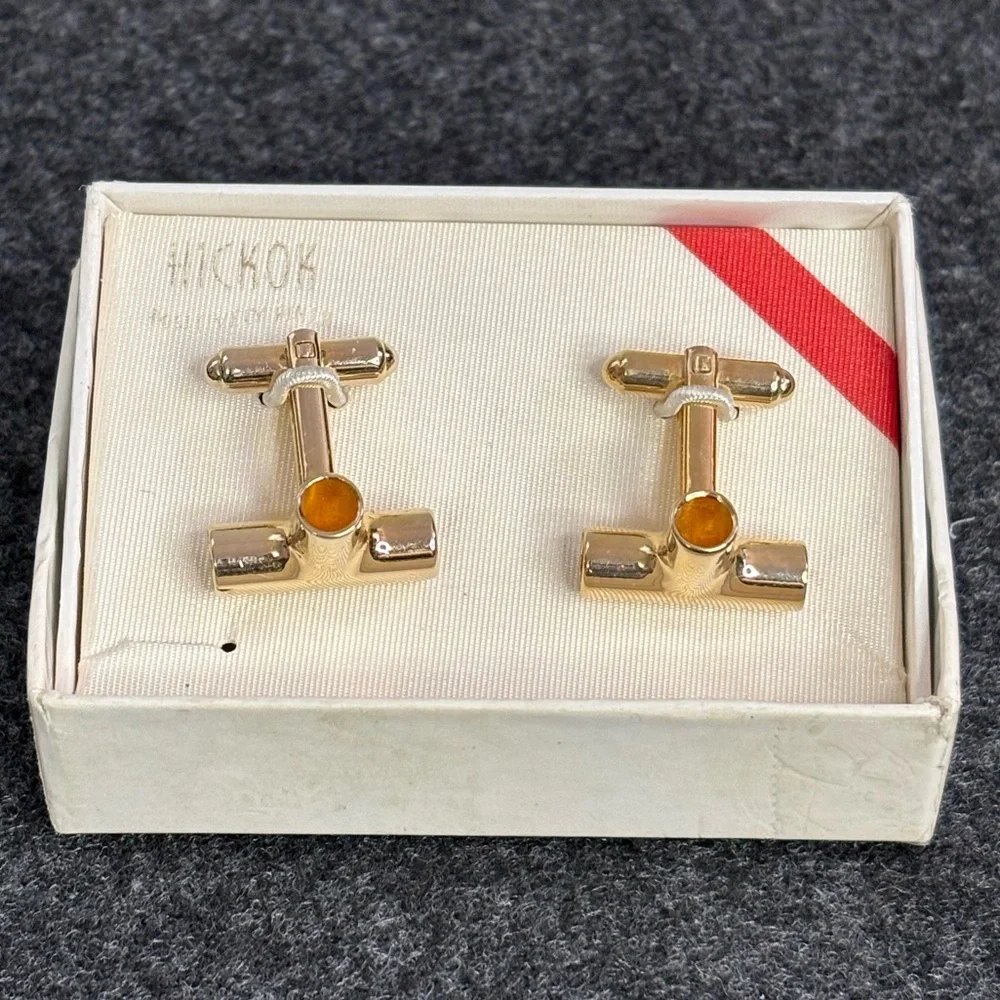 Hickok NIB Gold/Brass-Tone T-Connector Pipe Shaped Cuff Links